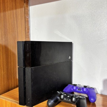 PlayStation 4 Console